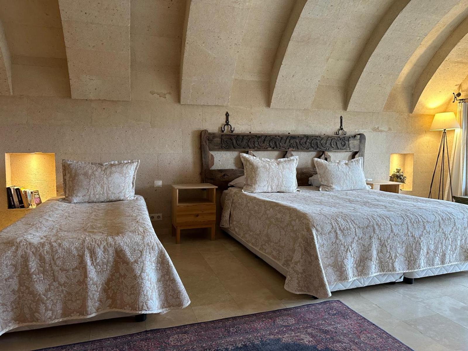 אוצ'יסר Kistar Cave Hotel מראה חיצוני תמונה
